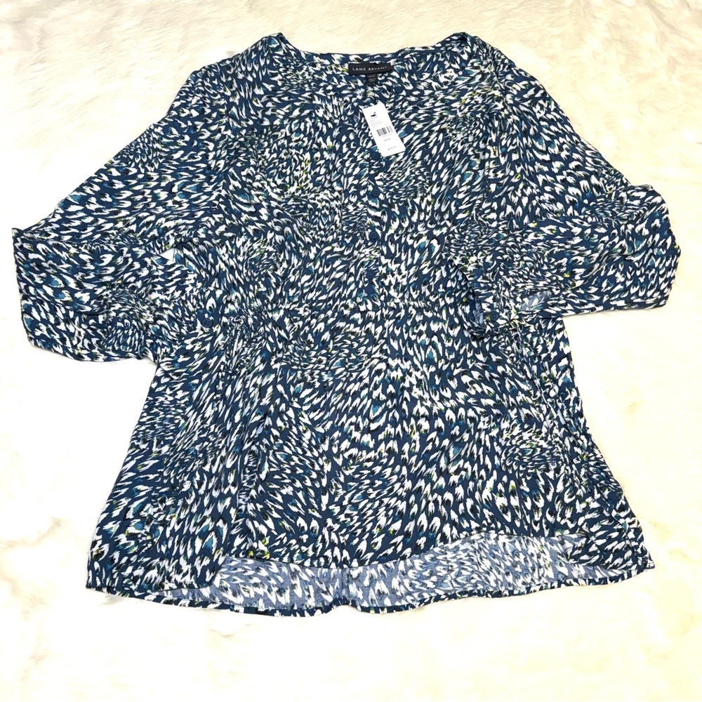NWT Lane Bryant pullover button top tie blouse blue and white size 14/16